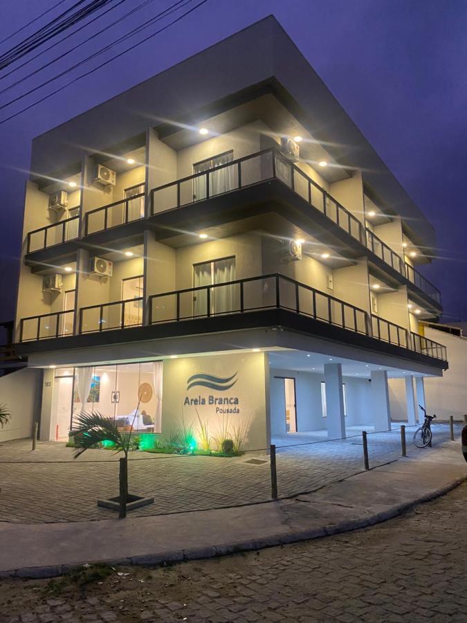 Pousada Areia Branca Арраял-ду-Кабу Экстерьер фото